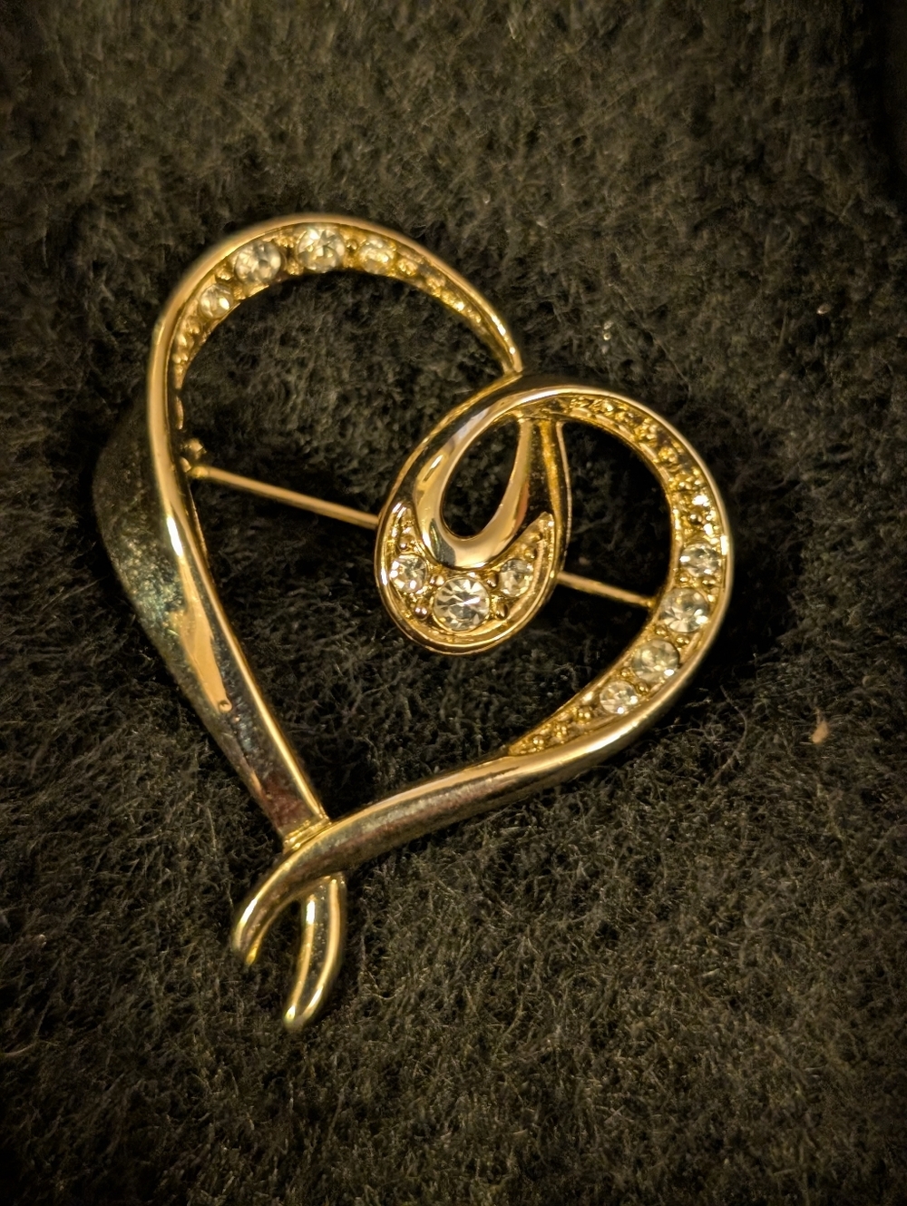Gold Heart Brooch with Clear Stones - Elegant Women’s Jewelry